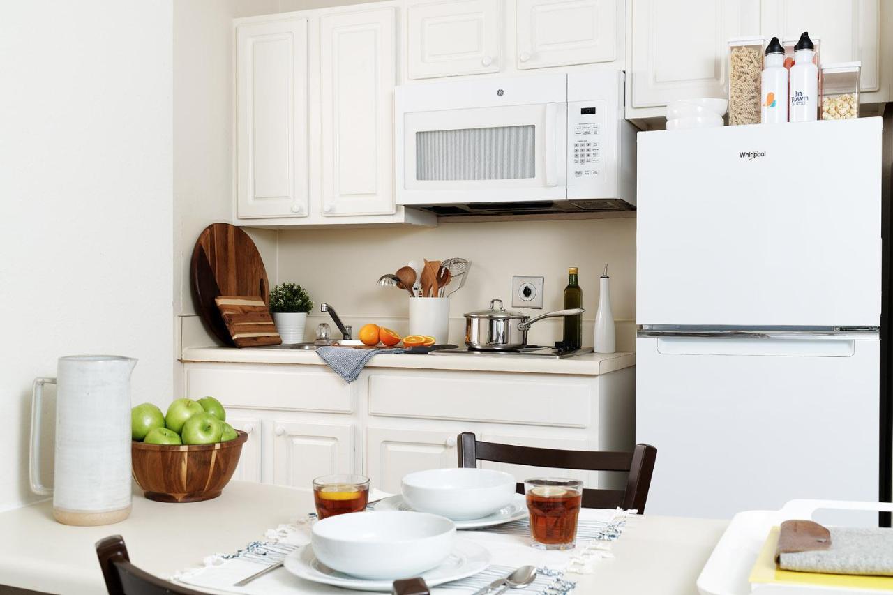 Intown Suites Extended Stay Raleigh Garner Nc Екстериор снимка